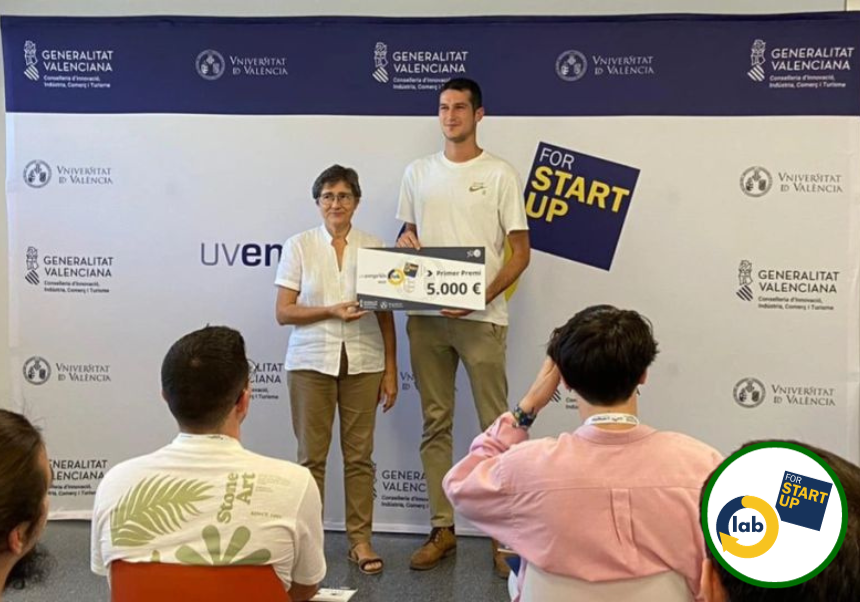 El Vicerectorat d'Innovació i Transferència atorga les ajudes UVemprén LAB - StartUP, el programa d'emprenedoria per al desenvolupament d'idees de negoci, patrocinat per la Conselleria d’Innovació, Indústria, Comerç i Turisme